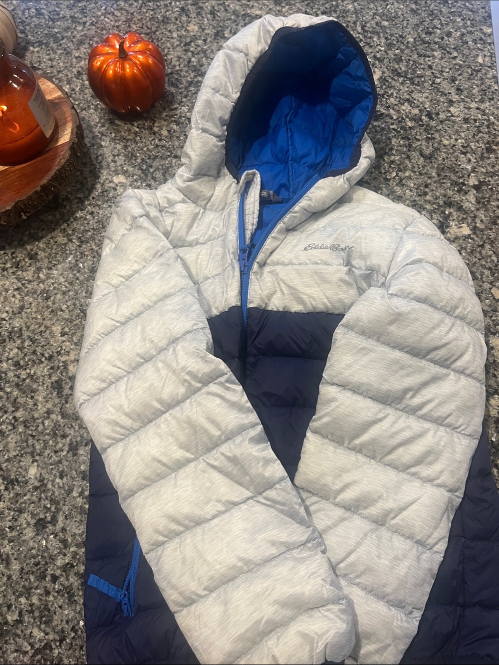 Eddie Bauer Kids size 7/8.    Two-tone hooded Puffer Jacket - Light Gray & Navy
